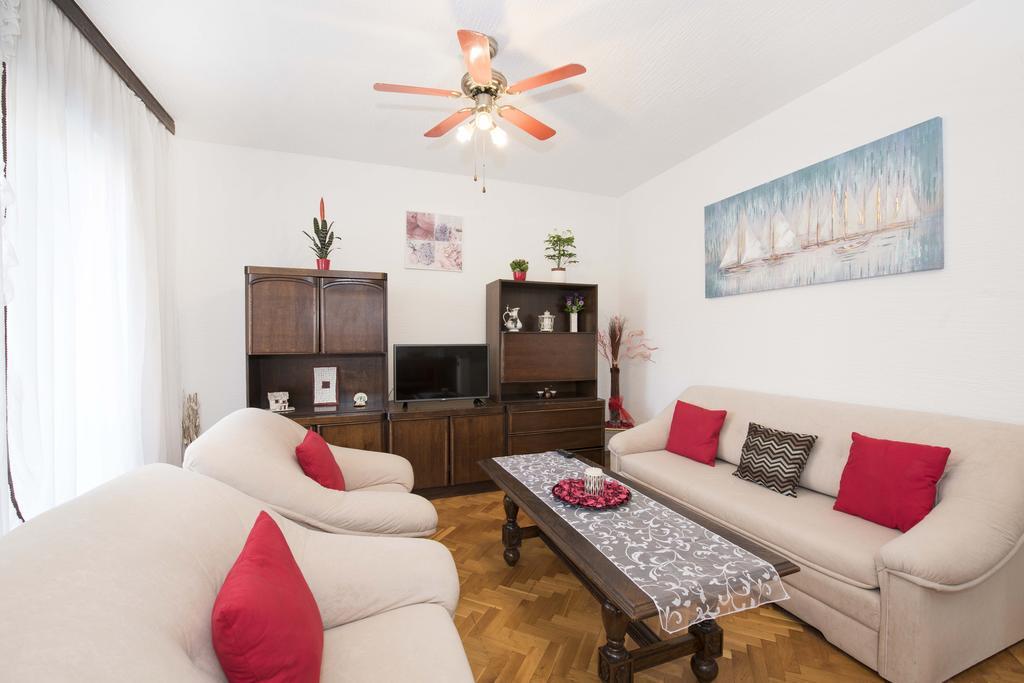 Apartment Kurbasa Kaštela Extérieur photo